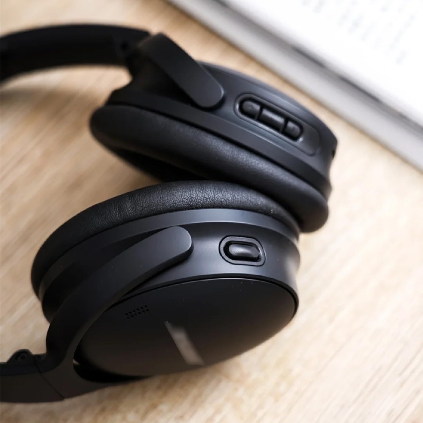 Replacement Ear Pads for Bose QuietComfort 45 (QC45)/QuietComfort SE (QC SE)/Quiet Comfort Headphones, Ear Cushions, Headset Earpads, Ear Cups Cover with Soft Protein Leather (Black)