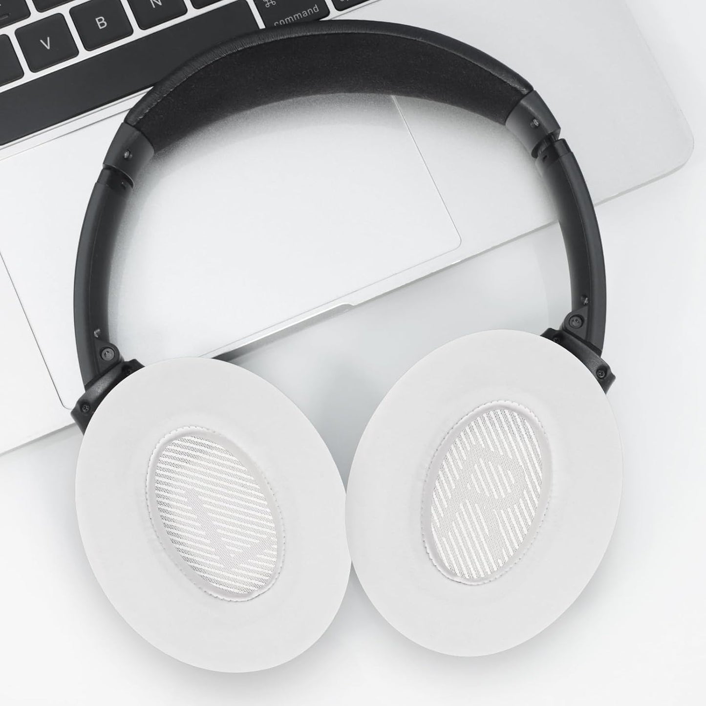 Full Cooling Gel Replacement Earpads for Bose Quiet Comfort QC35 Headphones Ear Pads Cushions with Breathable Ice Silk Fabric, High-Density Noise Cancelling Foam - White