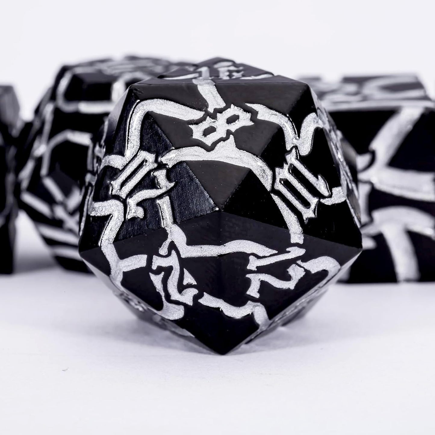 D&D Stripe Dice Set,Black Metal Dungeons and Dragons Dice Set with Box, Crack Polyhedral Dice for RPG Board Games (Matte Black Silver)