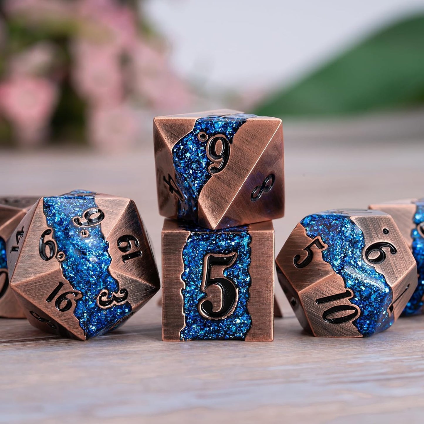 Metal DND Polyhedral Dice,Large Stripe Glitter Metallic Dice Set,Antique Silver Dice 7pcs Set for Role Playing Games(Antique Copper Blue)