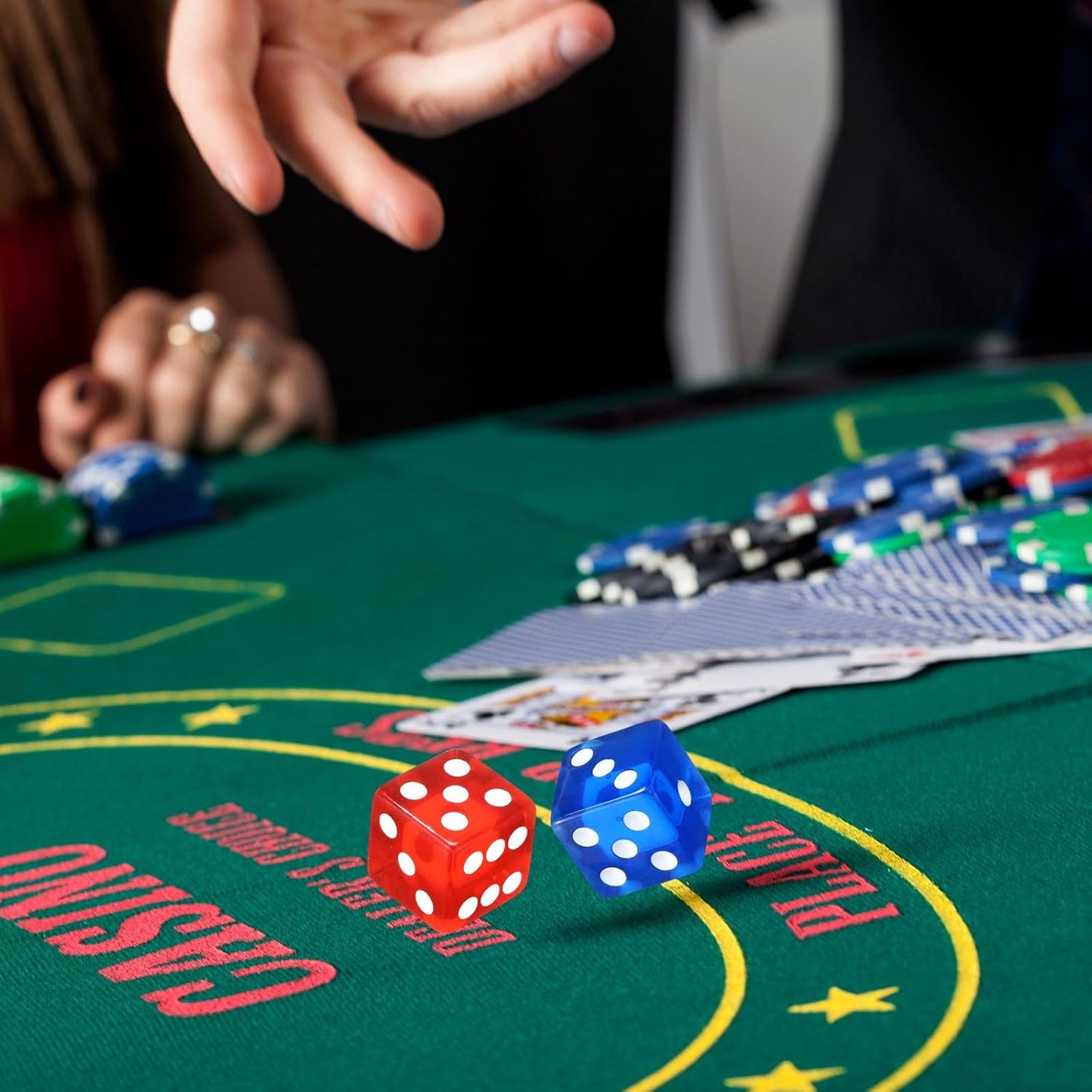 100 Piece 19 mm Casino Style Craps Dice Sets Acrylic and Translucent D6 Dice, Square W/Rounded Edge for Casino, Craps, Table Games and Board Games (Multicolor)