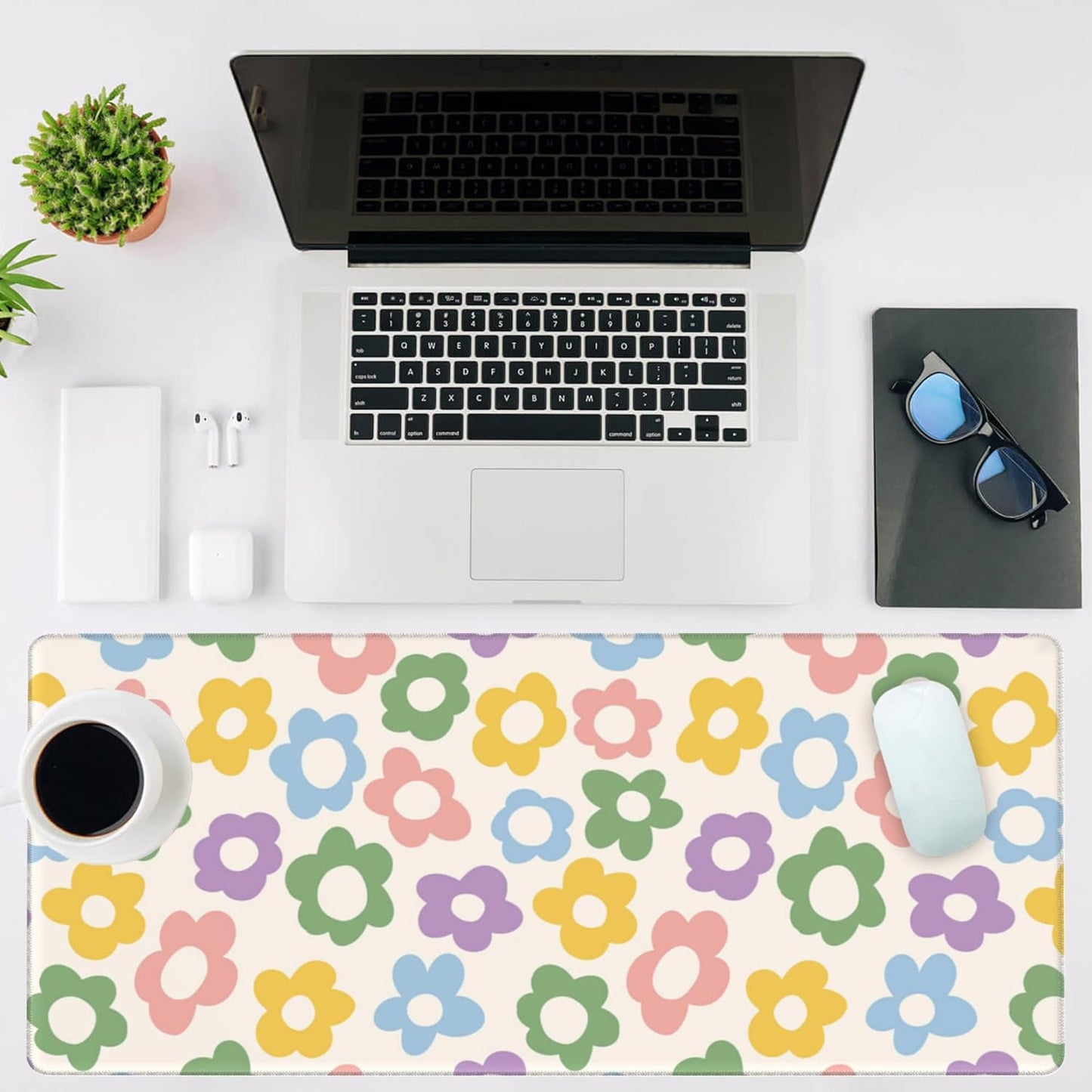 Mouse Pad Large Vintage Groovy Flowers Non-Slip Gaming Desk Mat with Stitched Edge Laptop Keyboard Desk Pad for Work Home Gaming (35.4 x 15.7 Inches)