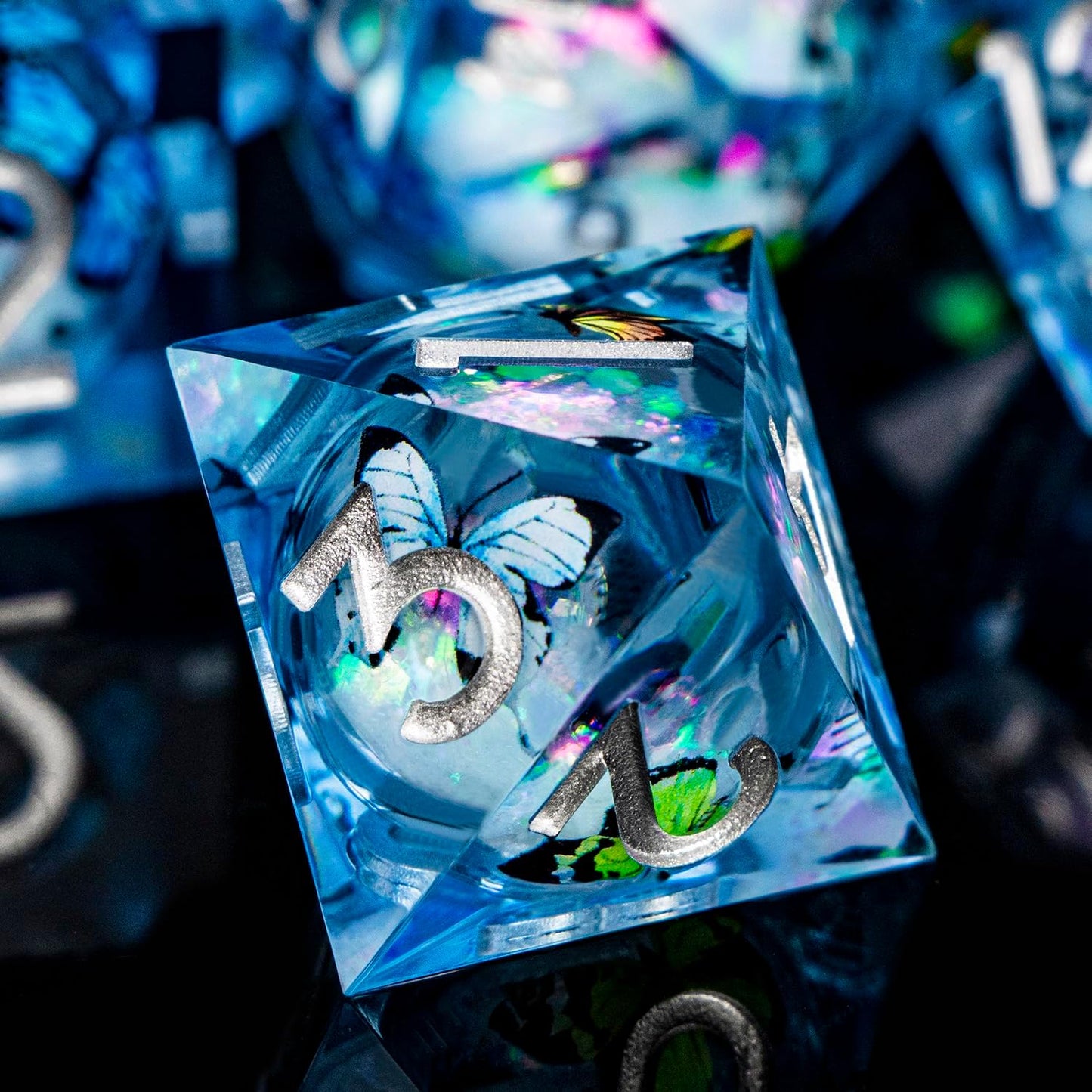 Butterfly DND Dice Colorful Blue Liquid Core Dice Set with Metal Box, Handmade Sharp Edge D and D Polyhedral Dice for use with D&D Role Playing Game, D20 D12 D10 D8 D6 ﻿