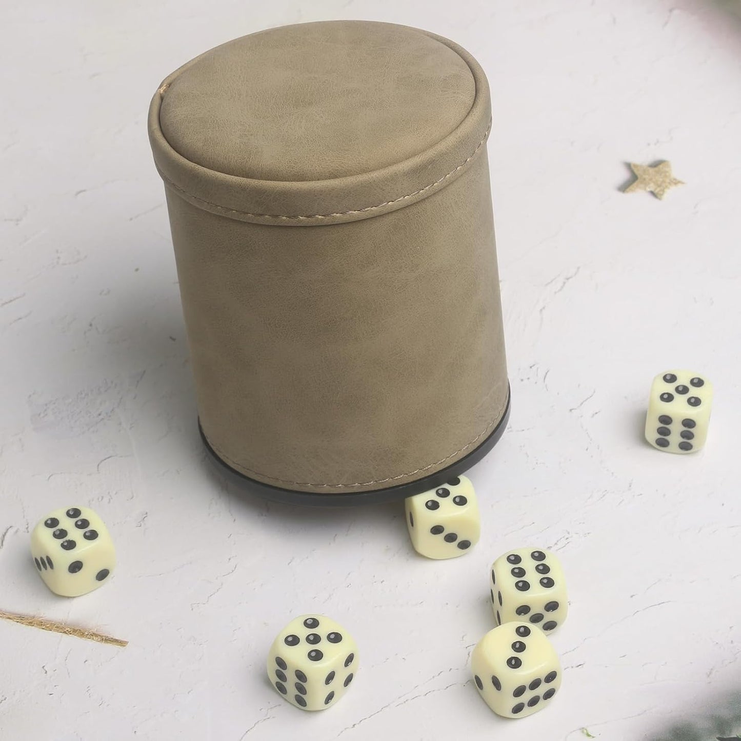 PU Leatherette Dice Cup with 6 Dot Dices for Yahtzee Farkle Bar Party Dice Games