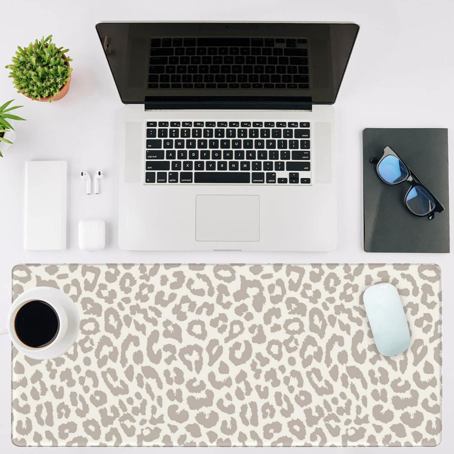Mouse Pad Large Leopard Print Non-Slip Gaming Desk Mat with Stitched Edge Laptop Keyboard Desk Pad for Work Home Gaming (35.4 x 15.7 Inches)