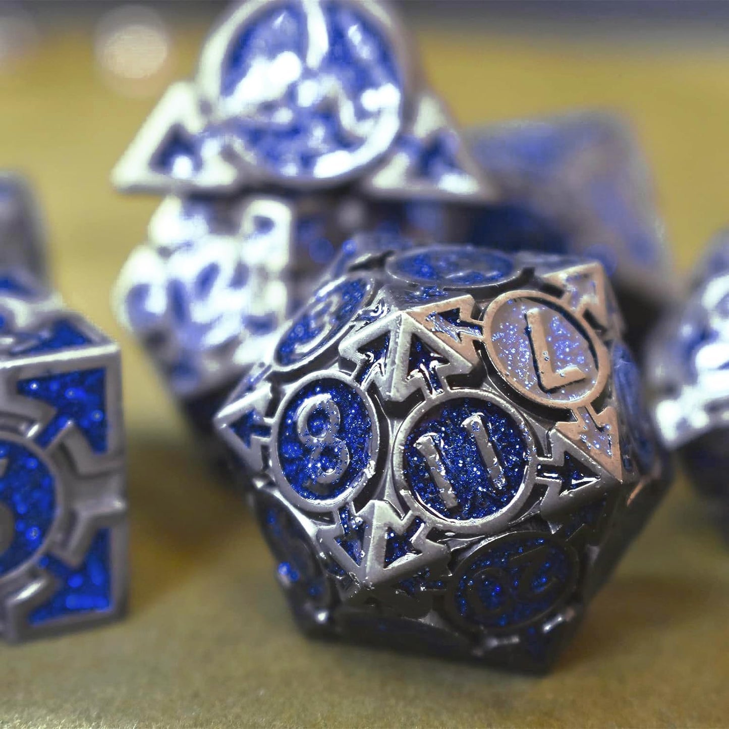 RULE DICE D&D Metal Dice Set, 7 die Metal DND Polyhedral Dice Sets with Gift Metal D and D Dice Box, for Dungeons and Dragons Dice Set and Other Role Playing TMG Games(Sapphire Blue)