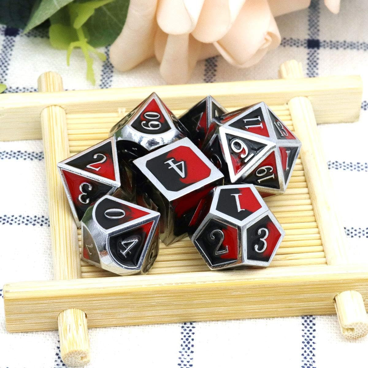 Haxtec DND Metal Dice Set D&D Red and Black Metal DND Dice Compatible with Dungeons and Dragons RPG Games-Vampire(Silver Black Red)