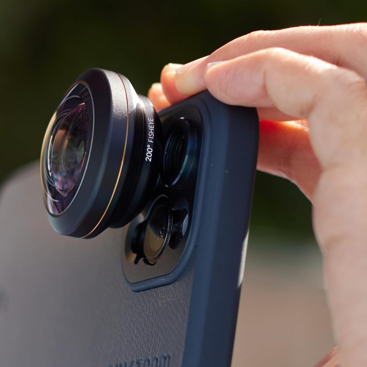 ShiftCam LensUltra 200° Fisheye Phone Camera Lens – 0.2X Magnification, 200° Ultra-Wide Angle – Fisheye Lens for iPhone & Android, Immersive Group Selfies and Creative Photos – Lens Only