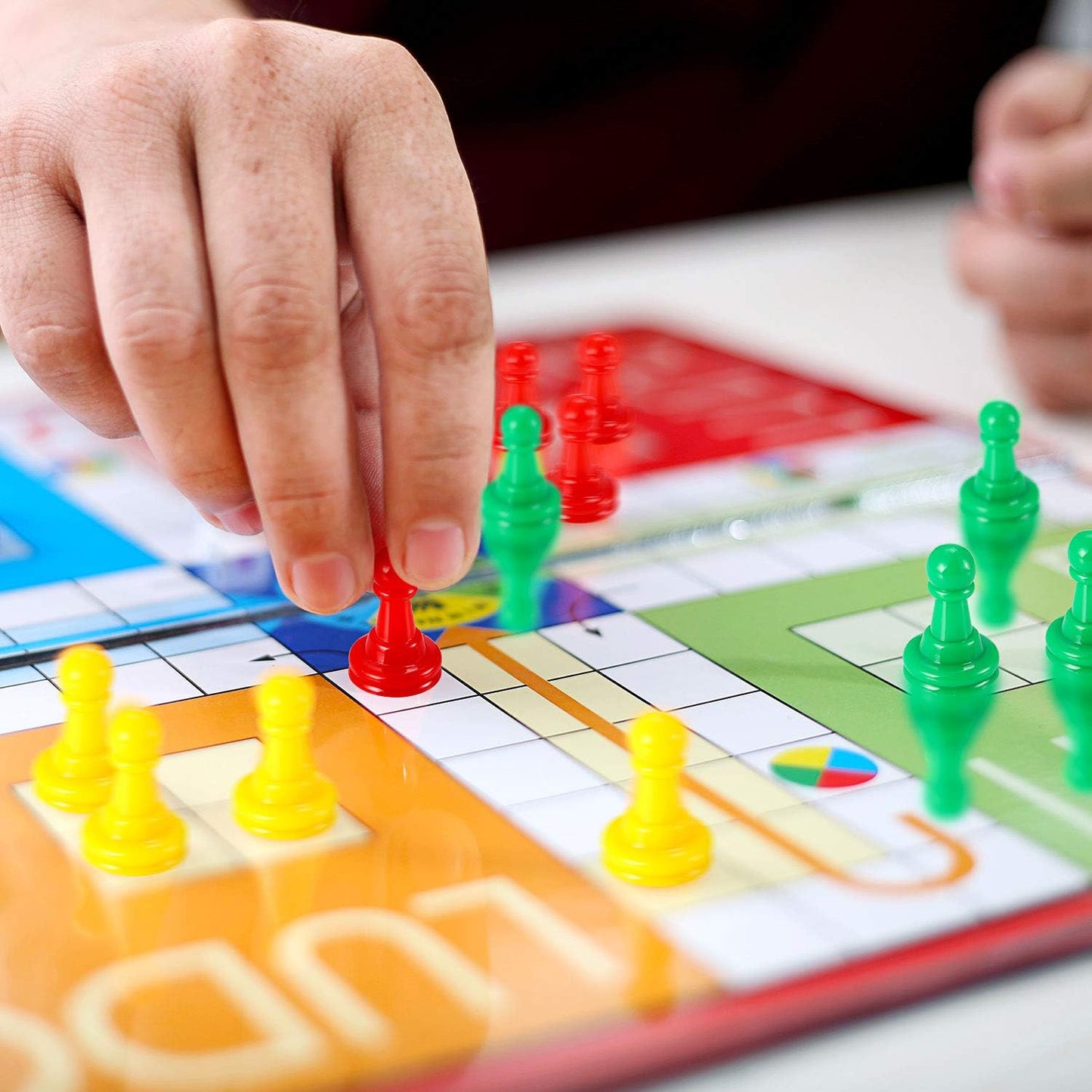 Gejoy 128 Pcs Board Game Pieces Multicolor Plastic Pawns Game Pieces for Board Games Chess,1 Inch Game Pawns, Tabletop Markers, Arts and Crafts