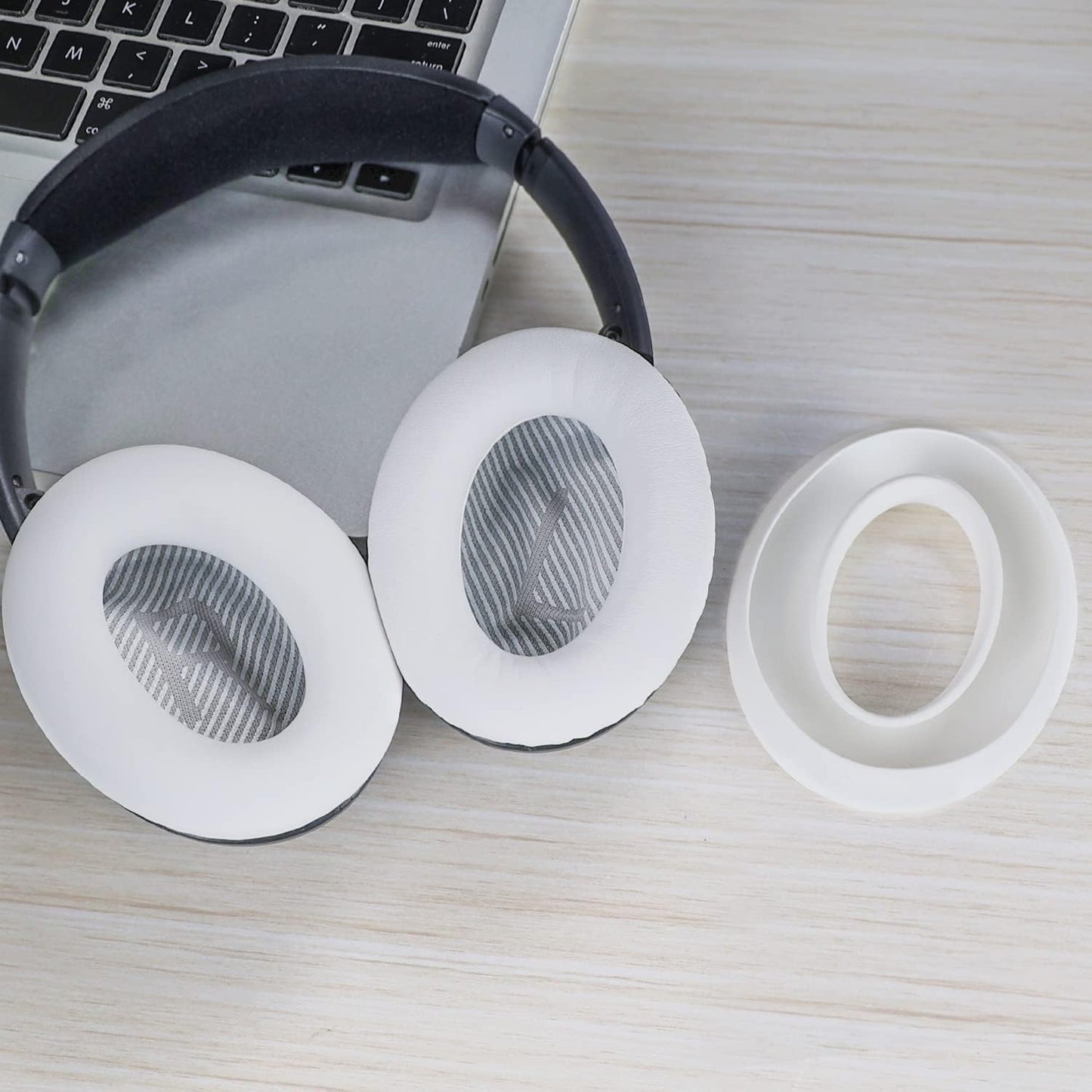SOULWIT Silicone Ear Pads Cover Protector for Bose QuietComfort QC15 QC25 QC2 QC35 QC45/Ae2 Ae2i Ae2w/SoundTrue & SoundLink AE Headphones Cushions, Sweatproof, Easily Washable - White