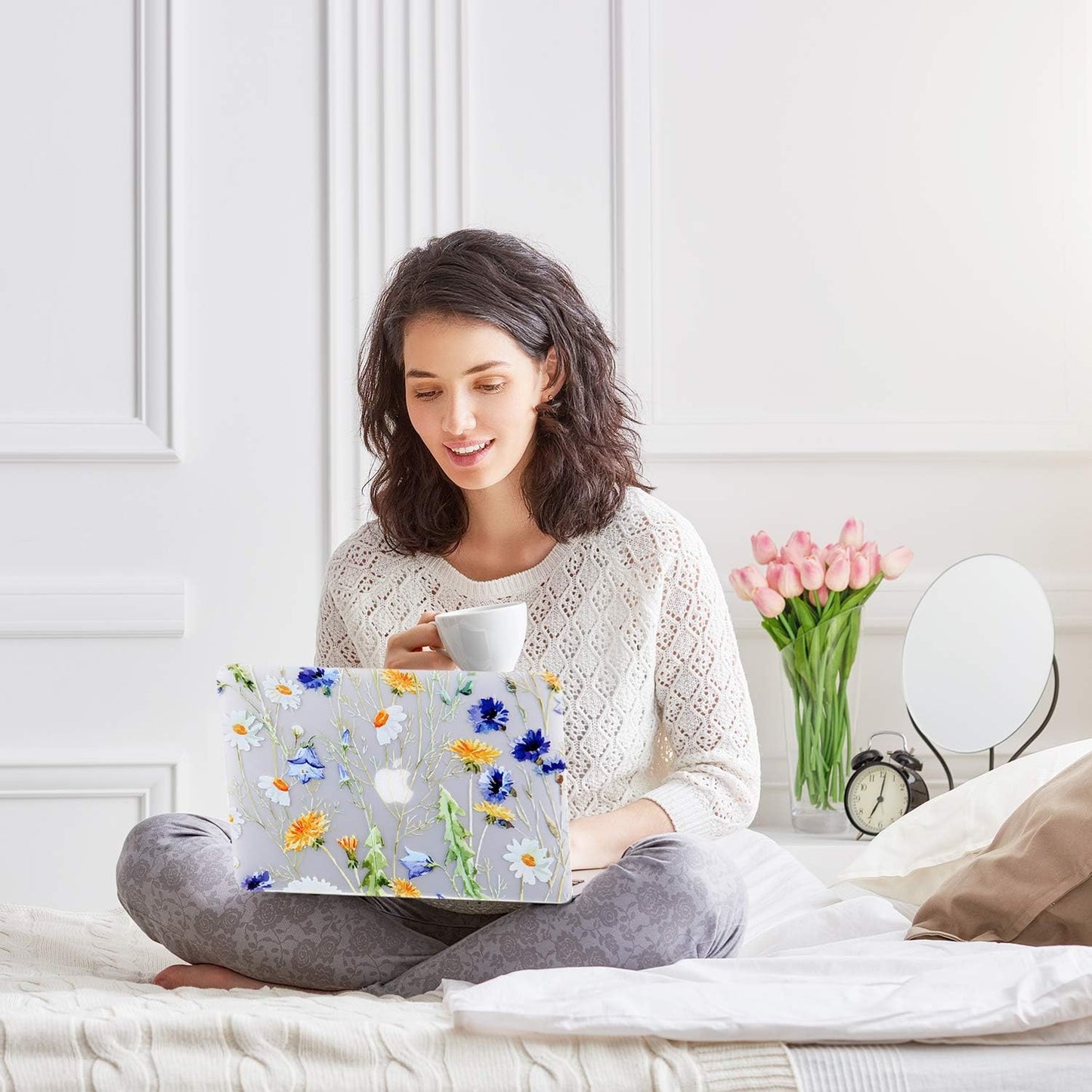 Case for MacBook Pro 13 inch M2 M1 A2338 A2289 A2251 A2159 A1989 A1706 2023-2016 Release with Touch ID, 6 in 1 Matte Clear Shell&Keyboard Cover&Screen Protector&Webcam Cover, Floral