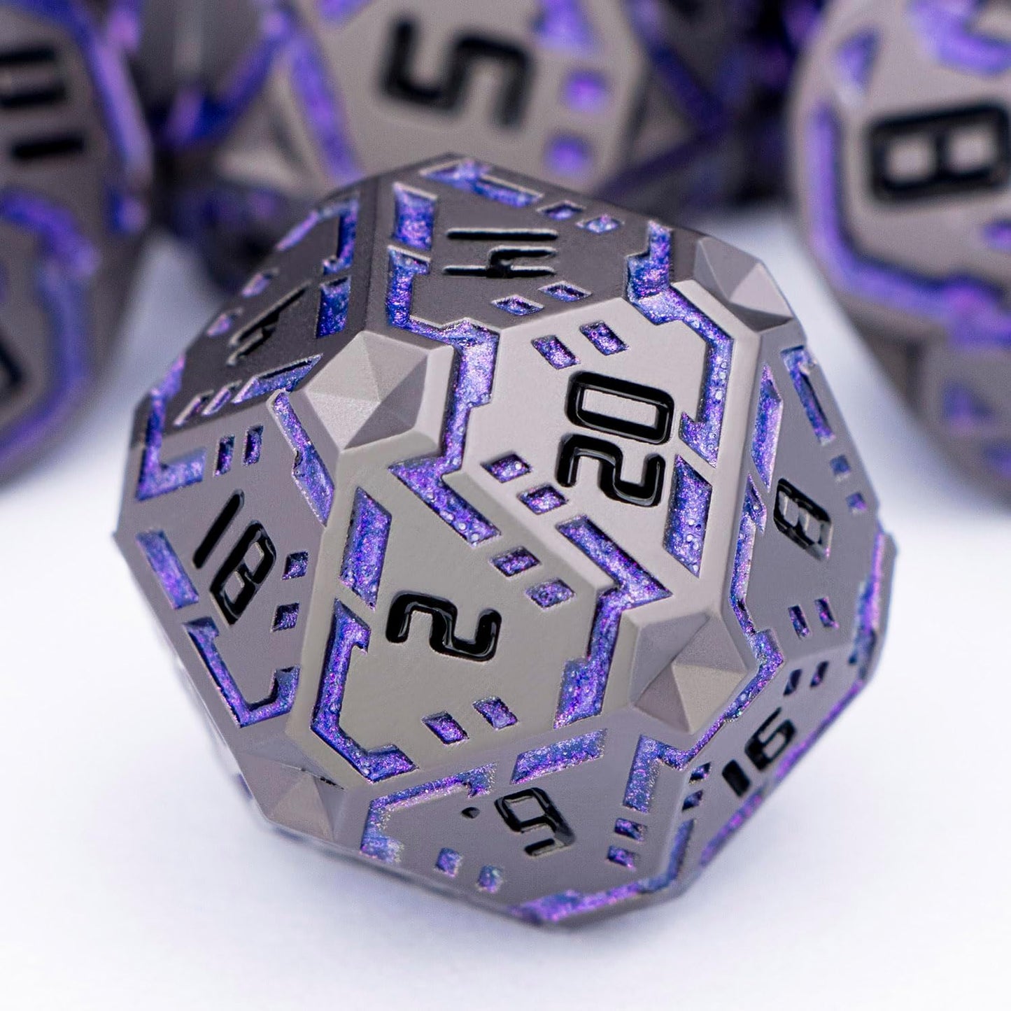 Metal DND Sci-fi Dice Set 7PCS Stripe Polyhedral Dice for Dungeons Dragons RPG Role Playing Game, Glitter D and D Dice with Gift Box D6 D8 D10 D12 D20 (Black Purple) ﻿