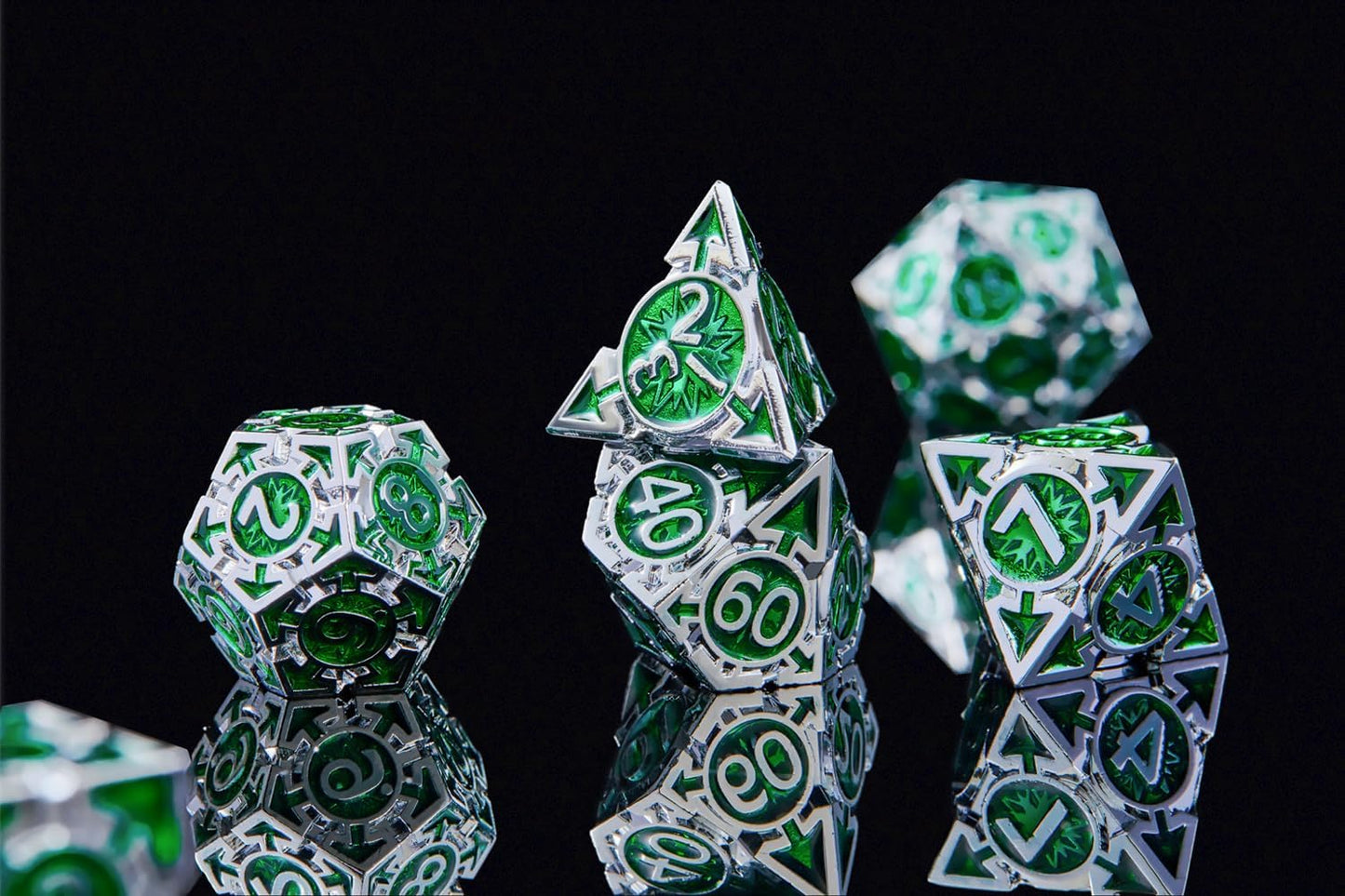 RULE DICE DND Metal Dice Set， D&D Dungeons and Dragons Dice, Cool Large Weighted 7 die Green Metal DND Dice Set, RPG MTG Role Playing Polyhedral Dice Set with D & D Gifts Box, D and D Dice Set