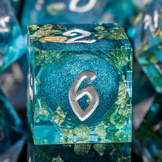 ARUOHHA Liquid Core DND Dice Set, 7pcs Resin Sharp Edged Dragons Dice RPG Role Playing Games, Silver Numbers Blue Dungeons Polyhedral Dice with Gift Box D20 D12 D10 D8 D6 D4