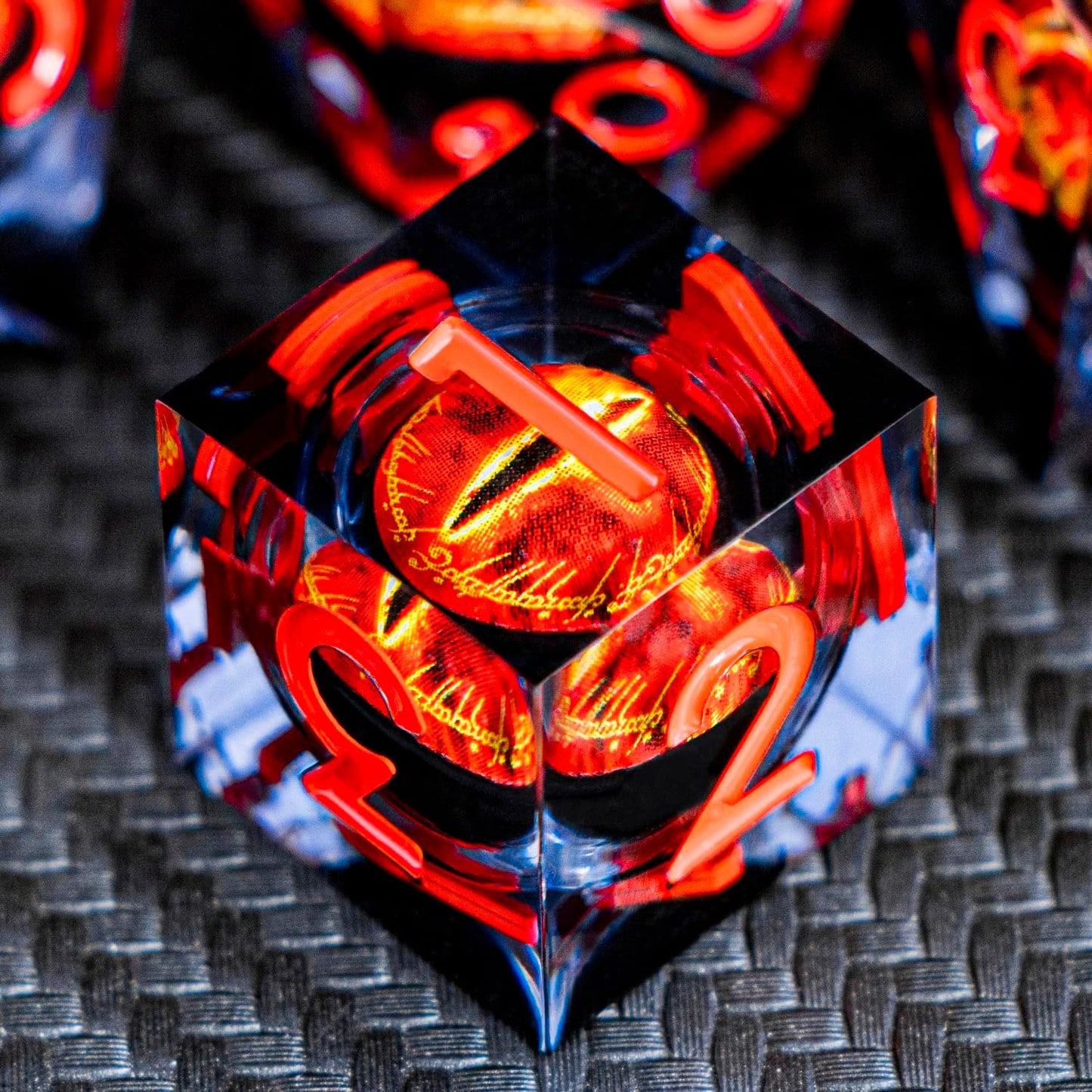 ARUOHHA DND Resin Dice Gazes Eye Dice Liquid Core Flaming RPG Sharp Edged Dice Set with Gift Box, Polyhedral D and D Dice Set Compatible with Dungeons Dragons Role Playing Game D20 D12 D10 D8 D6