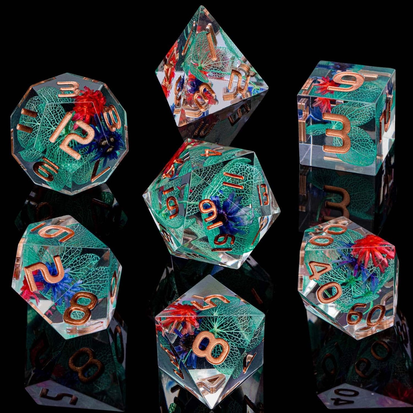 ARUOHHA DND Resin Dice Translucent Green Leaf Sharp Edged Dice Set with Box, 7pcs Flower Inclusions Polyhedral D and D Dice RPG Role Playing Game D20 D12 D10 D6