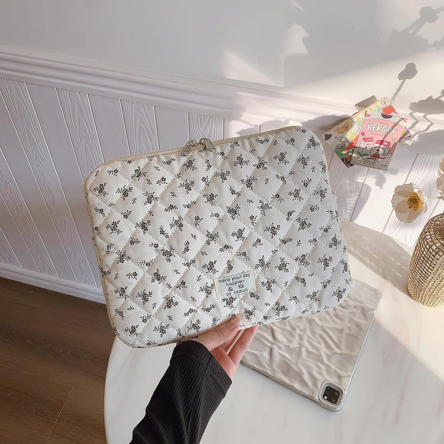 Puffy Laptop Sleeve 13-15.6 Inch Cute Quilted Laptop Protective Case Padded Floral Computer Sleeve for MacBook (A-Black, 11 Inch)