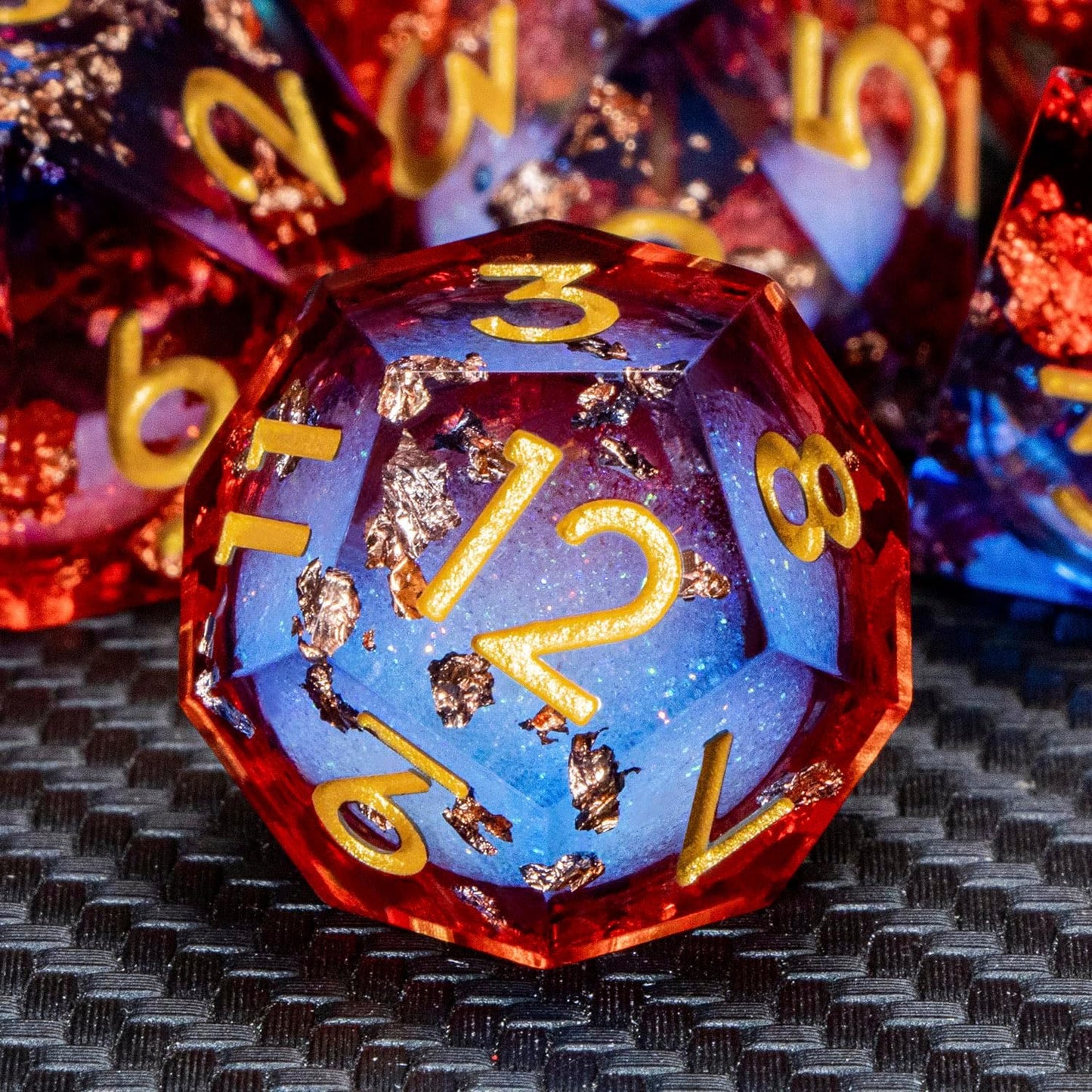 ARUOHHA Liquid Core DND Dice Set, 7pcs Resin Sharp Edged Dragons Dice Compatible with D&D Role Playing Games, RPG Golden Numbers Blue Red Dungeons Polyhedral D and D Dice with Gift Box D20 D10 D6