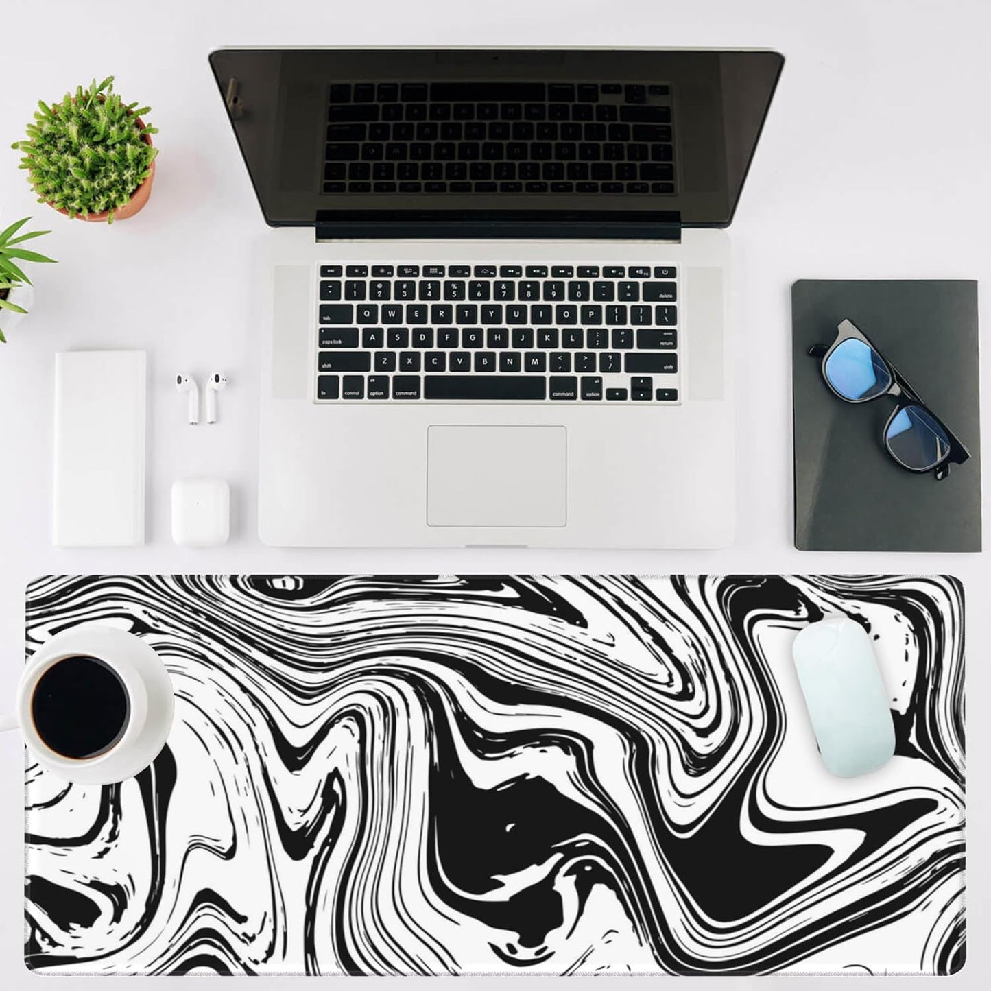 Mouse Pad Large Black and White Fluid Non-Slip Gaming Desk Mat with Stitched Edge Laptop Keyboard Desk Pad for Work Home Gaming (35.4 x 15.7 Inches)