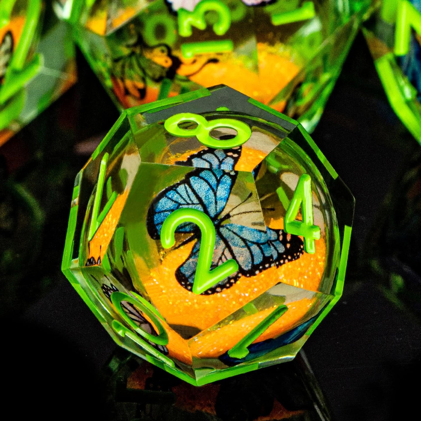 Butterfly DND Dice Green Liquid Core Dice Set with Metal Box, Handmade Sharp Edge D and D Polyhedral Dice for use with D&D Role Playing Game, D20 D12 D10 D8 D6